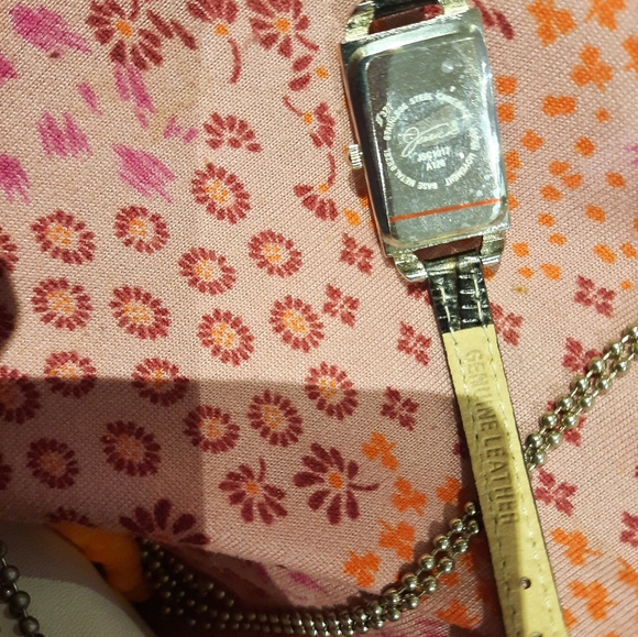 NWT AUTHENTIC GENUINE STAINLESS STEEL JESSICA SIMPSON GENUINE LEATHER TANK WATCH - Picture 3 of 7